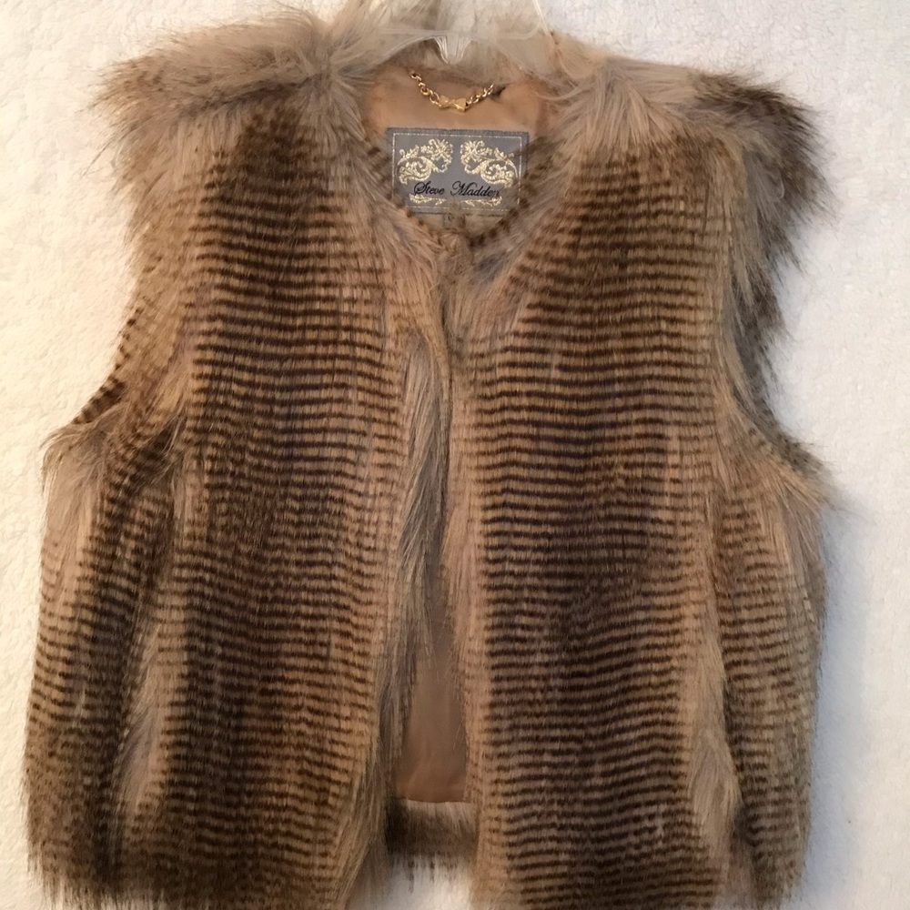 Ladies faux fur vest